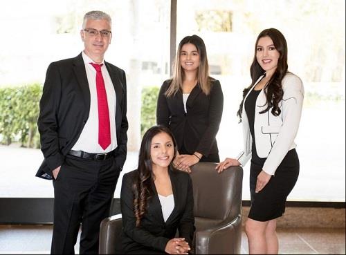yarian accident & injury lawyers