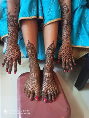 bridal mehndi artist